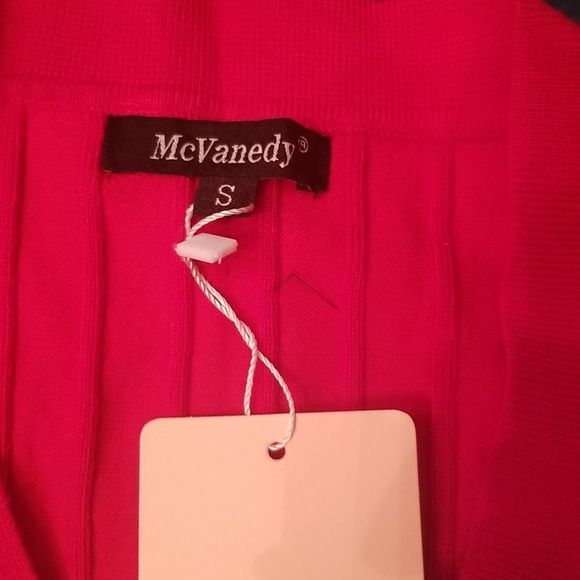 McVanedy Women's Long Sleeve V-Neck Button Front Red Knit Sweater New W/Tags Sm. - Picture 11 of 14